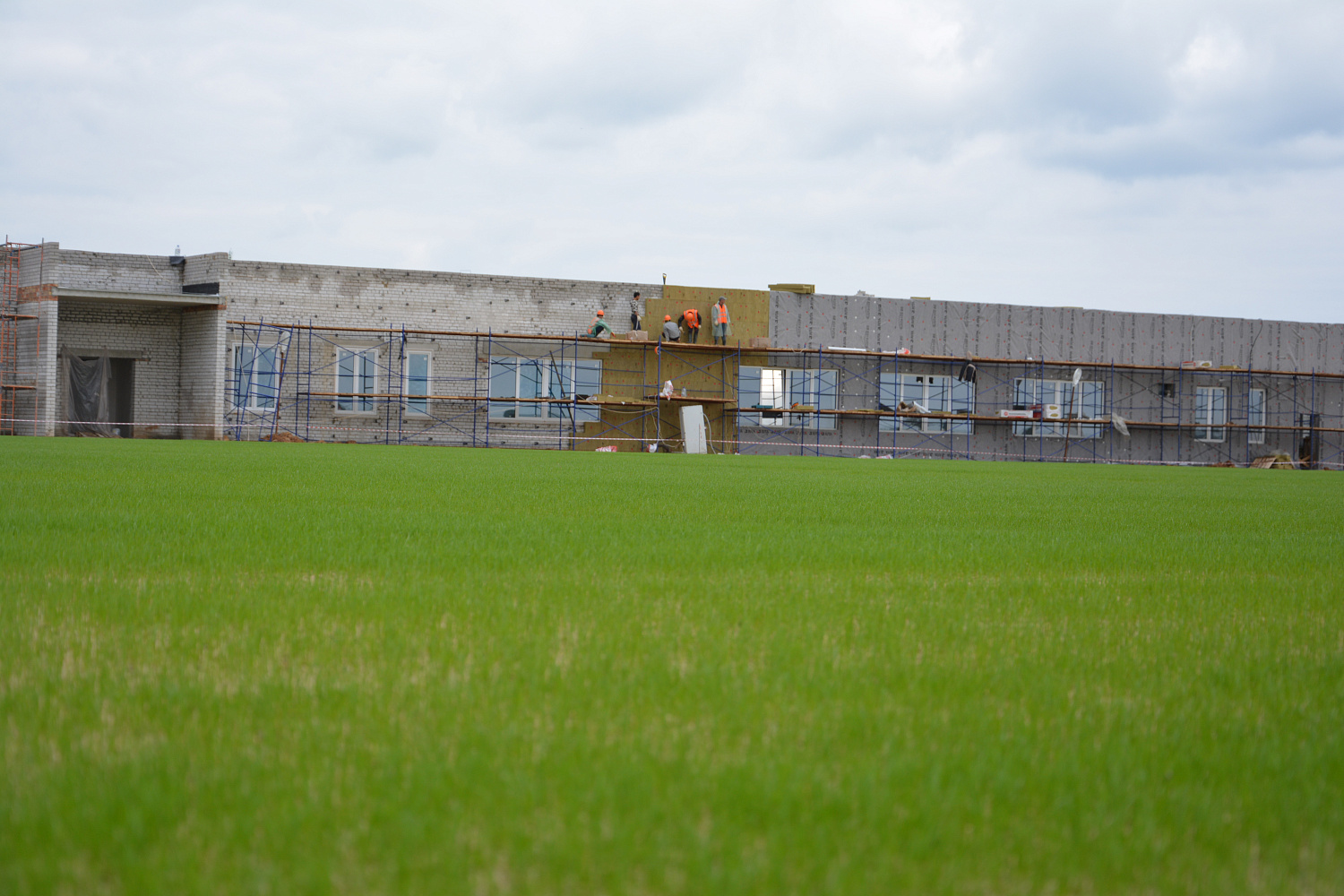 "Строительное братство": ко Дню единения народов Беларуси и России рассказываем о совместных реализованных проектах стройтреста № 3 последних лет