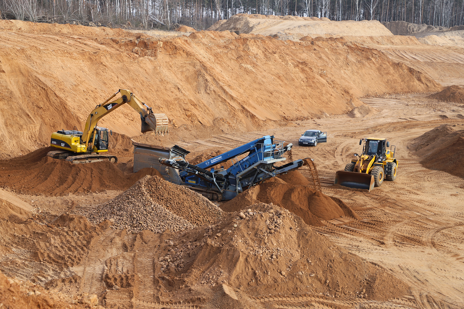 Песчаный карьер СУ-149 в "Кутнево": производственный комплекс, без продукции и слаженной работы которого невозможно представить ни одну стройку