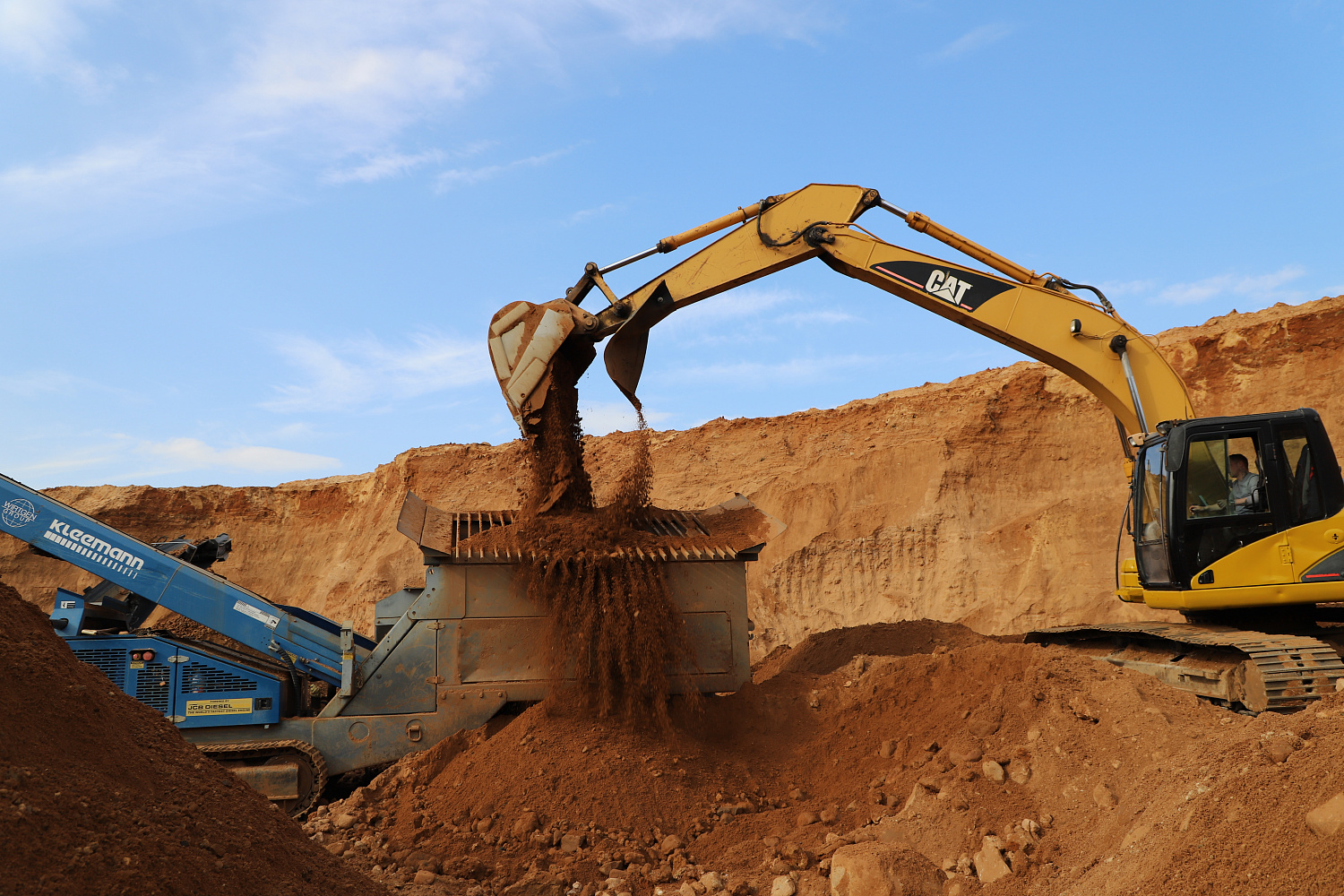 Песчаный карьер СУ-149 в "Кутнево": производственный комплекс, без продукции и слаженной работы которого невозможно представить ни одну стройку